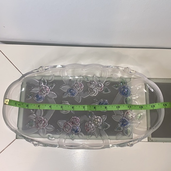 Vintage Studio Nova (Mikasa) Glass Crystal Serving
Platter Hearts&Pastel Flowers - Picture 8 of 9